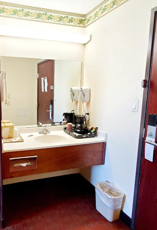 Executive Inn Alva Eksteriør billede